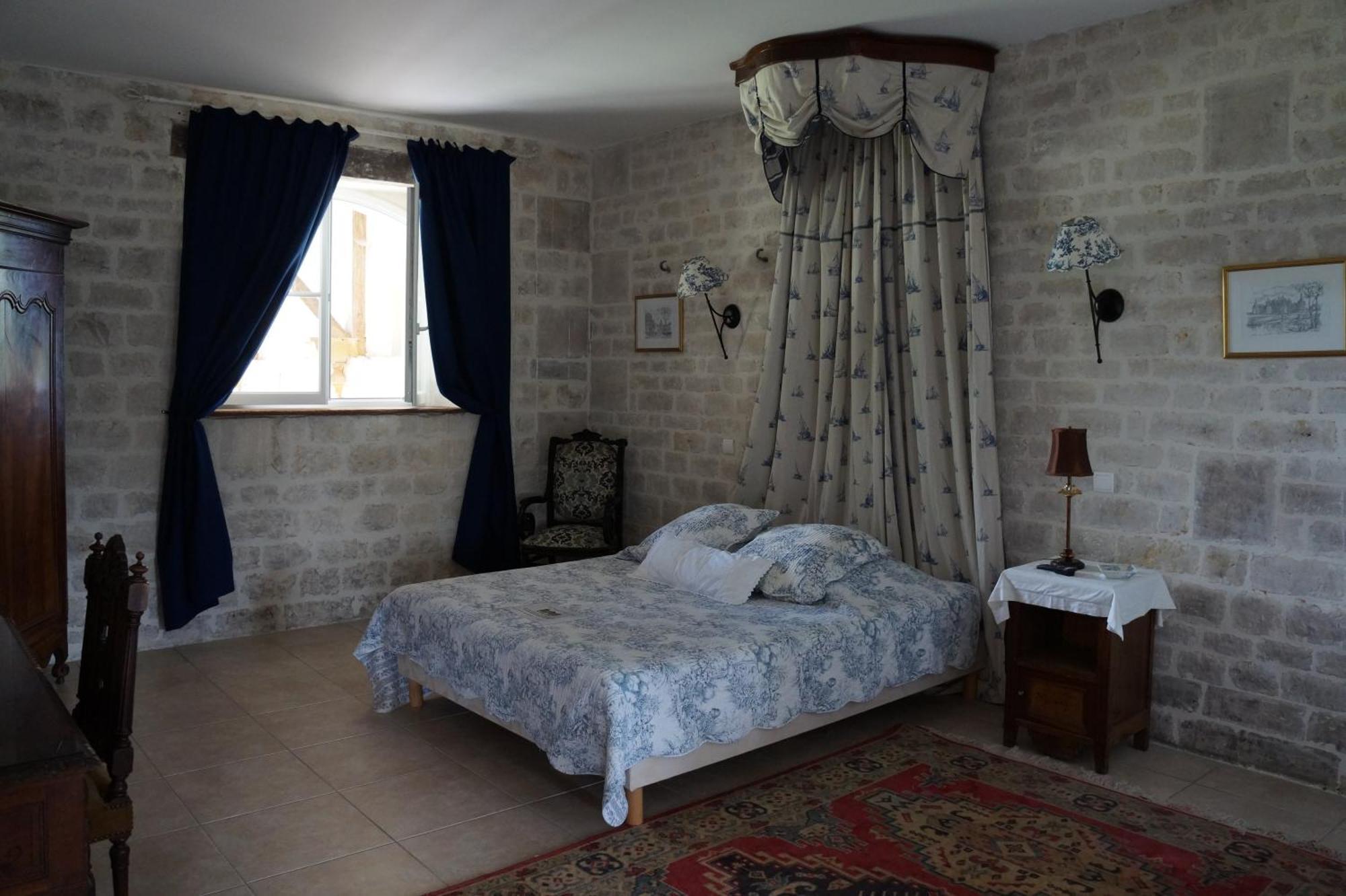 Domaine Des Chais Thenac  Room photo